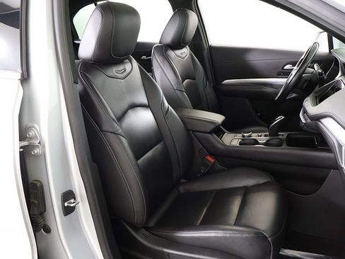 Used 2020 Cadillac XT4 Premium Luxury w/ Cold Weather Package image 34