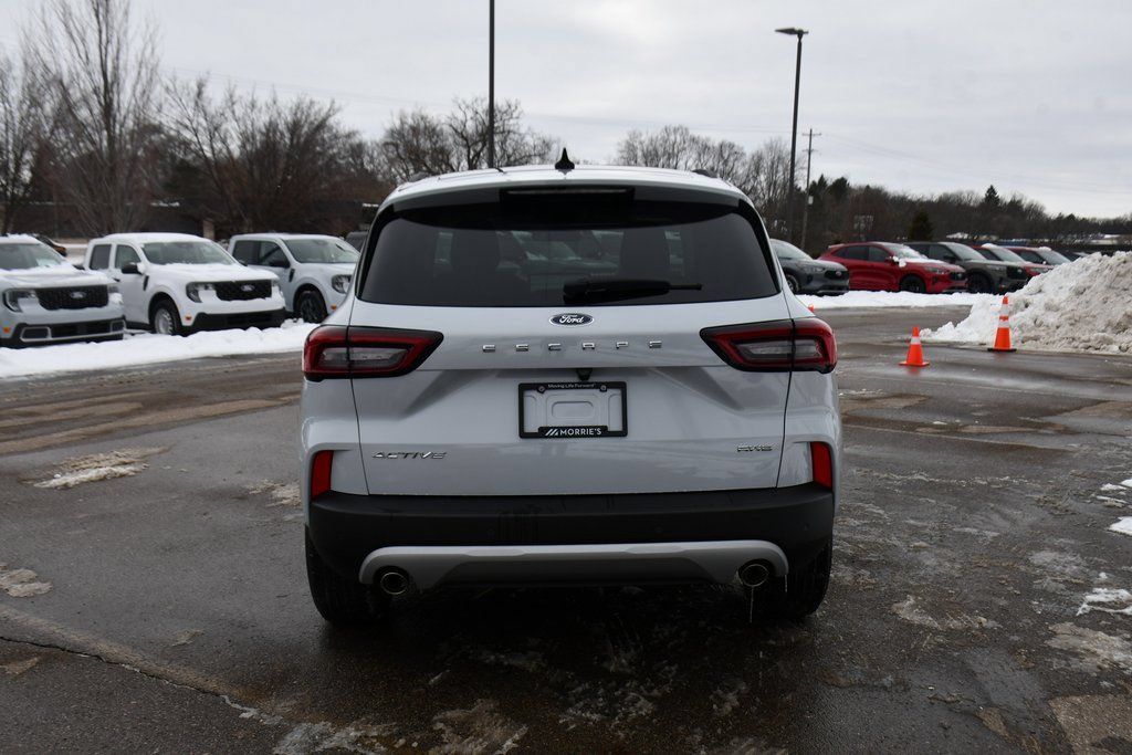 Used 2025 Ford Escape Active w/ Tech Pack #1 AWD/4WD image 5