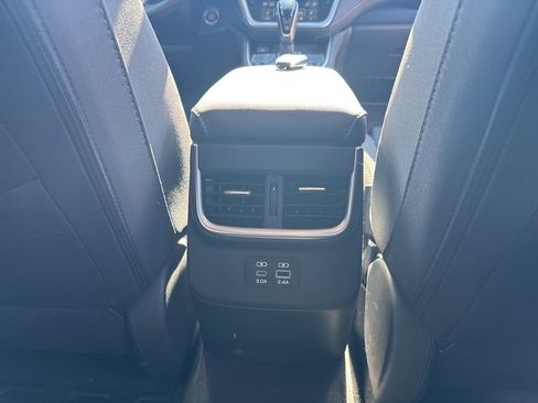 Certified 2025 Subaru Outback Premium image 21