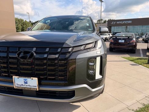 Used 2024 Hyundai Palisade SEL FWD image 13