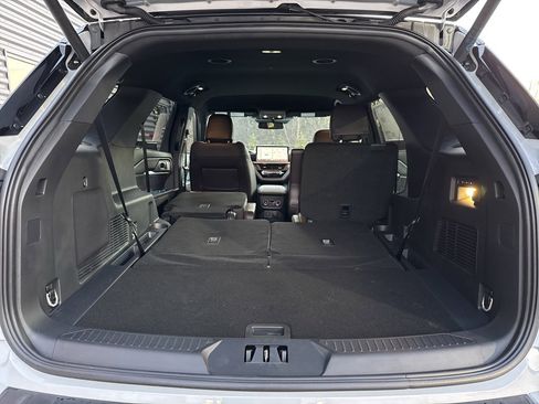 New 2026 Ford Explorer Platinum w/ LUX Leather Package image 6