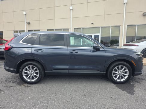 Used 2024 Honda CR-V EX image 4