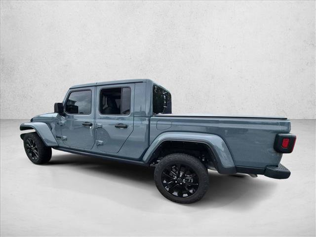Used 2025 Jeep Gladiator Sport AWD/4WD image 8
