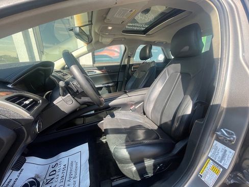 Used 2016 Lincoln MKZ w/ Equipment Group 300A Reserve image 11