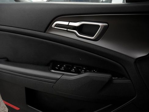 Used 2023 Kia Sportage EX w/ EX Premium Package image 23