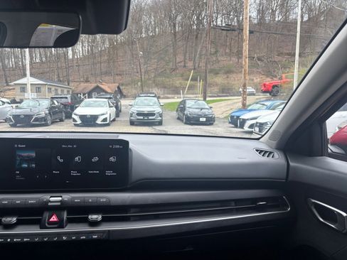 Used 2025 Kia K4 LXS image 35