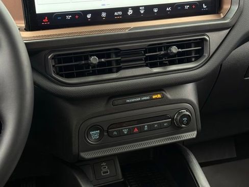 Certified 2025 Ford Bronco Sport Outer Banks w/ Outer Banks Tech Package+ image 27