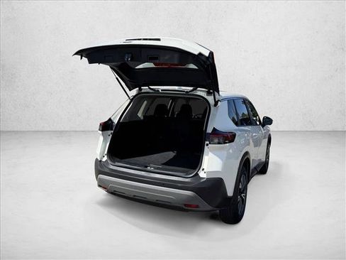 Used 2023 Nissan Rogue SV AWD/4WD image 7