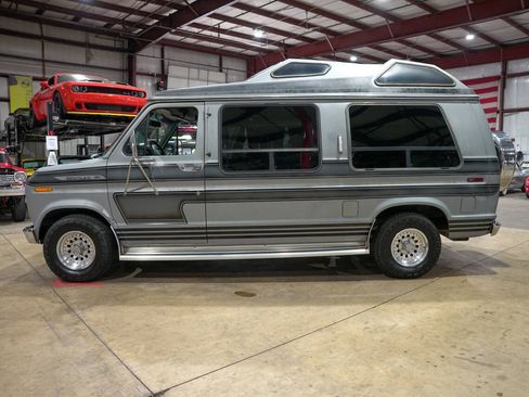 Used 1987 Ford E-150 and Econoline 150 RWD image 4