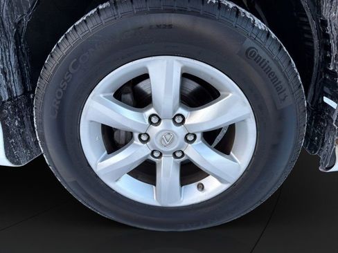 Used 2017 Lexus GX 460 image 24