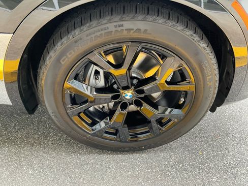 New 2026 BMW X7 xDrive40i w/ Executive Package image 25