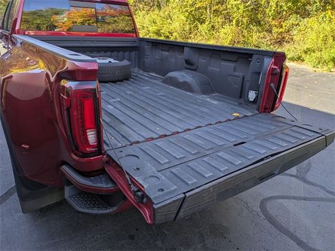 Used 2022 GMC Sierra 3500 Denali image 34