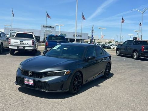 Used 2025 Honda Civic Sport image 8