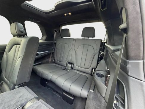 Used 2021 BMW X7 M50i w/ Executive Package AWD/4WD image 20