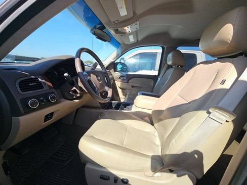 Used 2013 Chevrolet Silverado 2500 LTZ w/ LTZ Plus Package AWD/4WD image 8