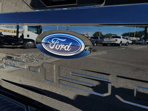 Used 2022 Ford F150 Lariat w/ Equipment Group 502A High AWD/4WD image 12
