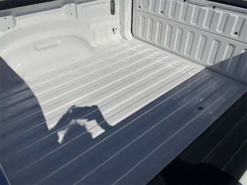 Used 2025 RAM 1500 Laramie image 31