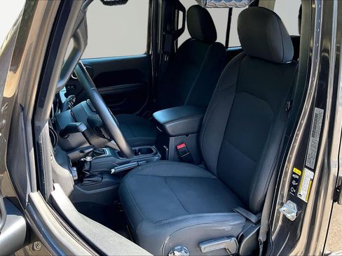 Used 2020 Jeep Wrangler Unlimited Sport S AWD/4WD image 8