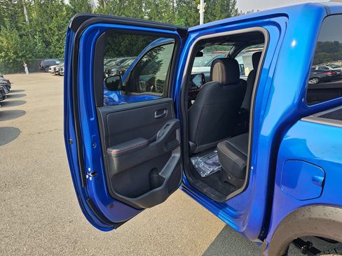 New 2026 Nissan Frontier PRO-4X w/ Tow Package AWD/4WD image 19