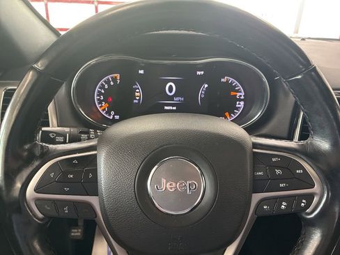Used 2020 Jeep Grand Cherokee Limited w/ Premium Lighting Group AWD/4WD image 36