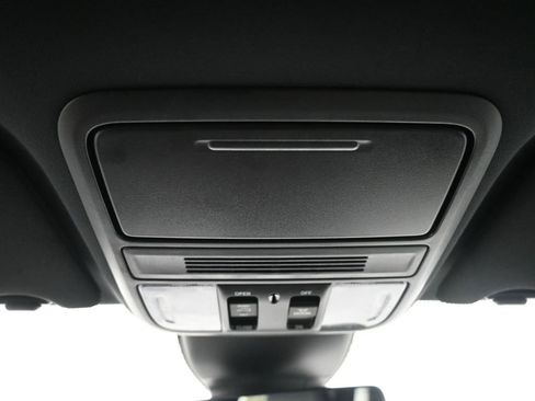 Certified 2025 Honda Odyssey Sport-L image 17