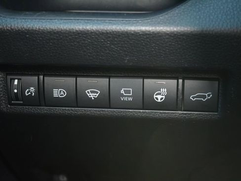 Used 2022 Toyota RAV4 XSE AWD/4WD image 21