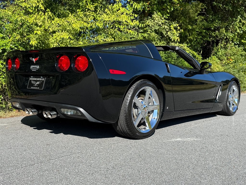Used 2007 Chevrolet Corvette Coupe w/ Preferred Equipment Group RWD image 38