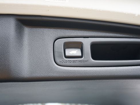 Used 2023 Honda CR-V Sport Touring image 13