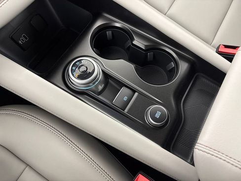 New 2026 Ford Explorer Active w/ Active Comfort Package RWD image 27