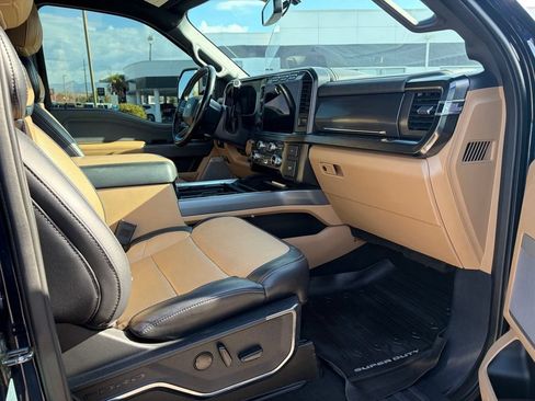 Used 2024 Ford F250 Lariat w/ Lariat Ultimate Package AWD/4WD image 34