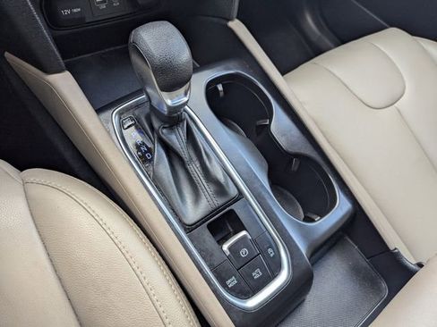 Used 2020 Hyundai Santa Fe SEL image 28