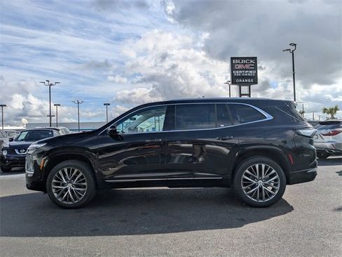 New 2026 Buick Enclave Avenir image 7