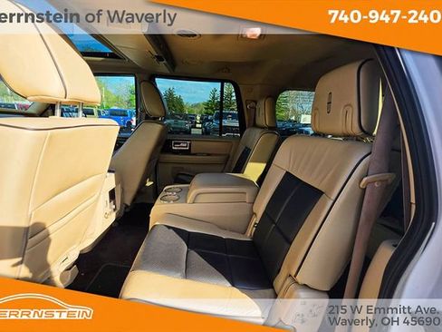 Used 2010 Lincoln Navigator L 4WD image 30