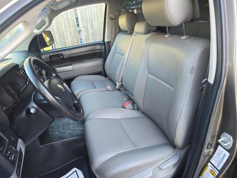 Used 2012 Toyota Tundra 4x4 Double Cab w/ Tow Pkg image 15