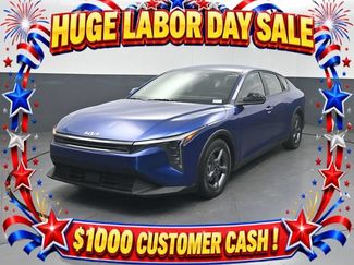 Used 2025 Kia K4 FWD video 1