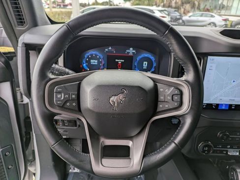 Used 2025 Ford Bronco Big Bend image 16