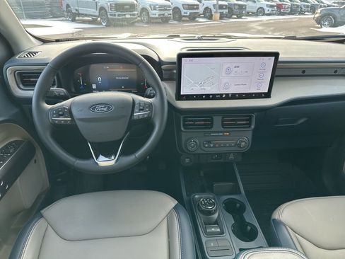 New 2025 Ford Maverick Lariat image 24