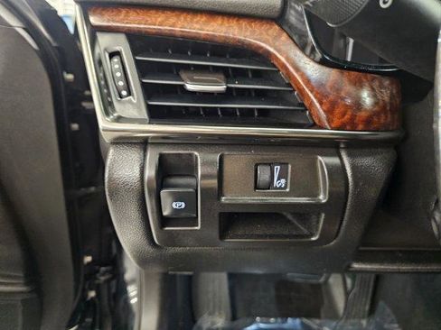 Used 2017 Cadillac CTS Luxury image 14