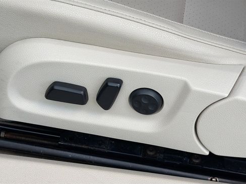 Used 2012 Volkswagen Eos Komfort image 22