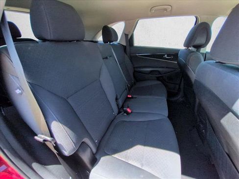 Used 2016 Kia Sorento FWD w/ LX Convenience Package image 16