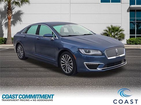 Used 2019 Lincoln MKZ Premiere image 3