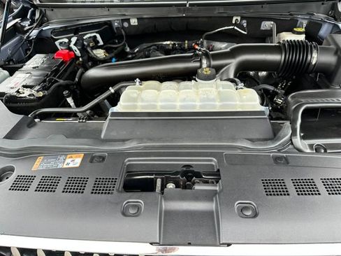 Used 2023 Lincoln Navigator L Black Label image 9