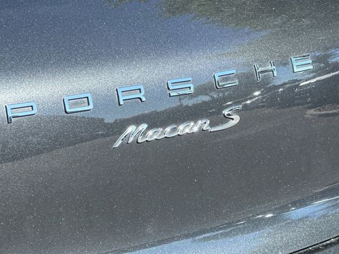 Used 2018 Porsche Macan S image 14