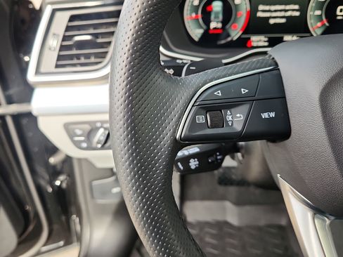 Used 2024 Audi Q5 2.0T Prestige image 23