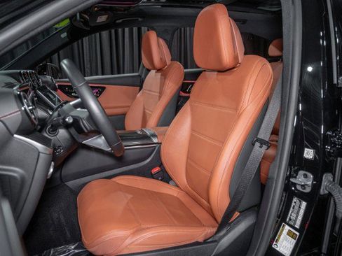 Certified 2023 Mercedes-Benz GLC 300 image 10