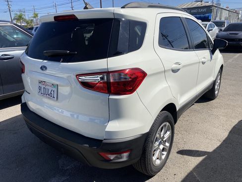 Used 2021 Ford EcoSport SE w/ SE Convenience Package FWD image 9