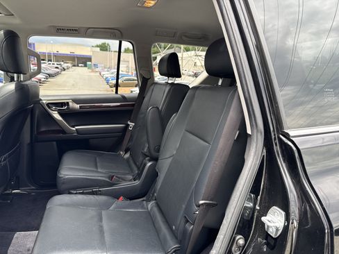Used 2019 Lexus GX 460 Premium AWD/4WD image 32