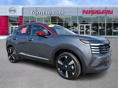 Certified 2025 Nissan Kicks SR