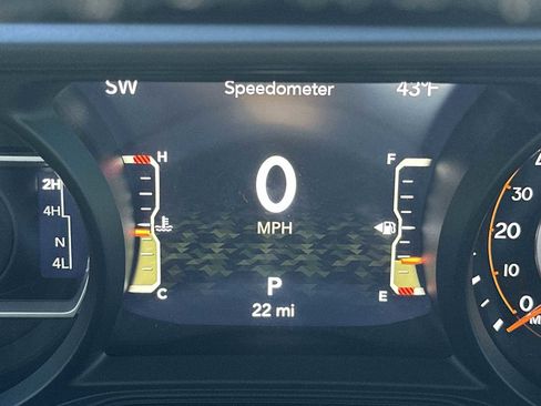 New 2025 Jeep Gladiator Sport w/ Premium Package image 10