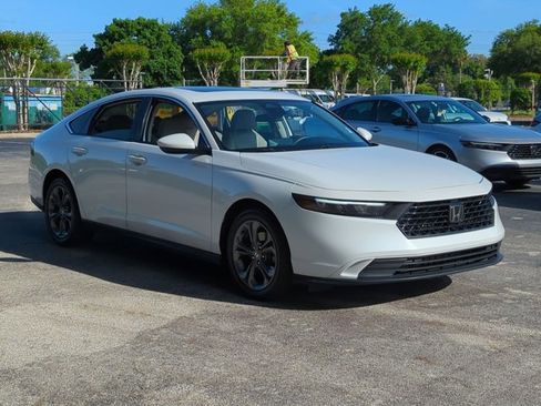 Used 2024 Honda Accord EX image 3